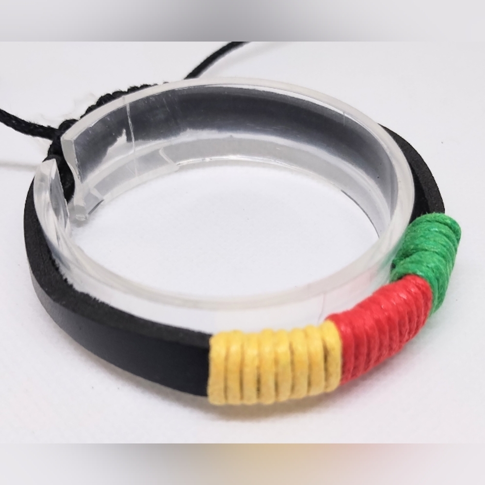 Men's Bracelet Leather Layered Black New F70